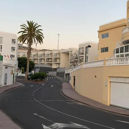 La Arena Puerto Santiago *