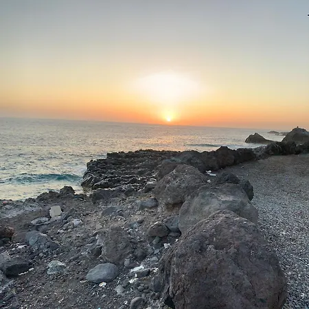 La Arena Puerto Santiago