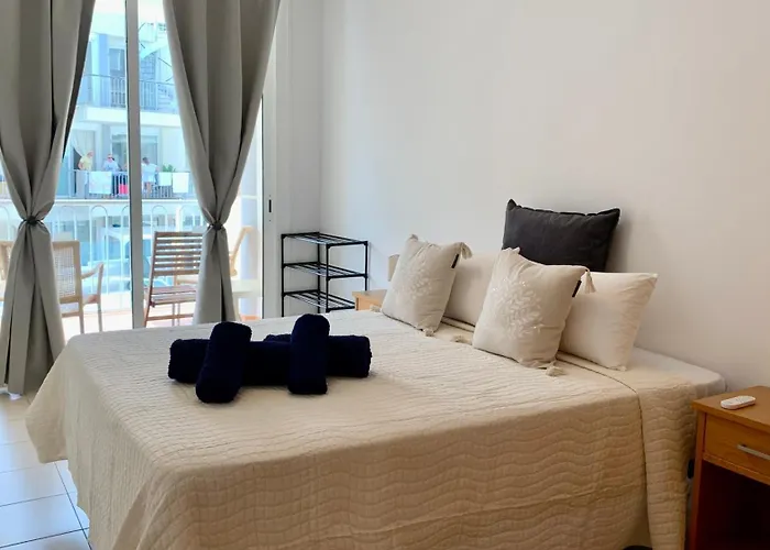 La Arena Puerto Santiago