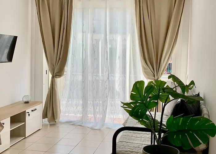 La Arena Puerto Santiago *