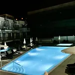 公寓 La Arena Puerto Santiago 圣地亚哥港