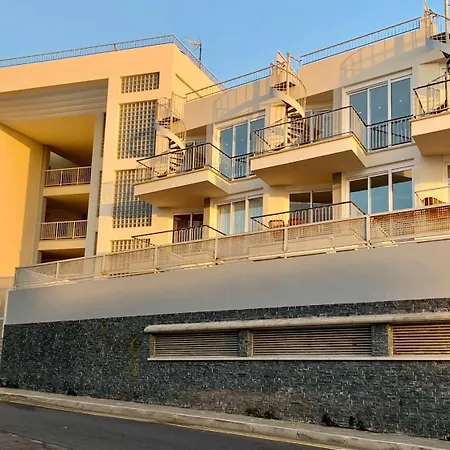 La Arena Puerto Santiago 圣地亚哥港
